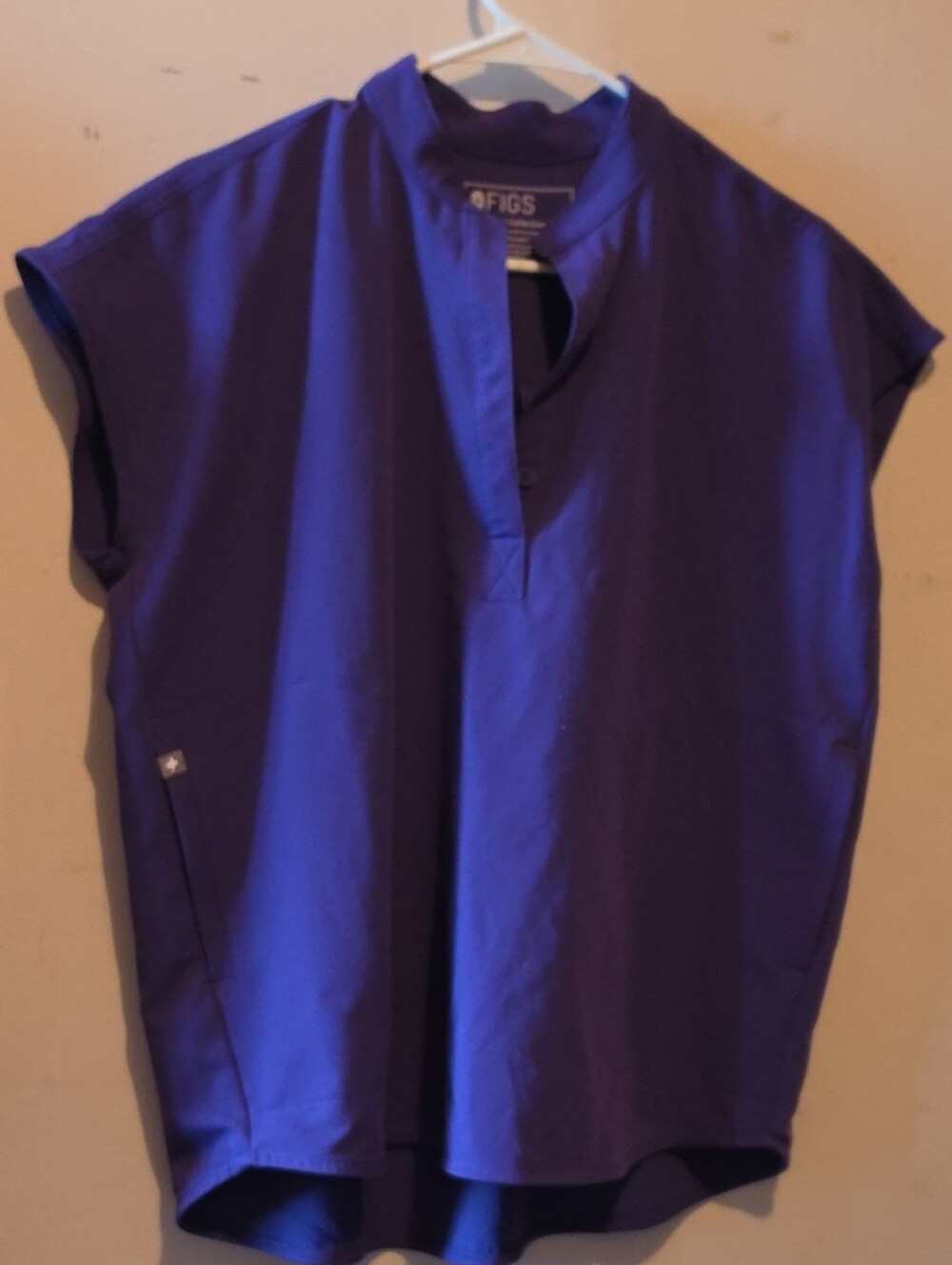 FIGS SCRUBS - Purple Pulse Rafaela - Oversized Scrub Top